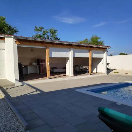 Family Friendly House With A Swimming Pool Bulic, Zagora - 18943 בית נופש בנקובאץ